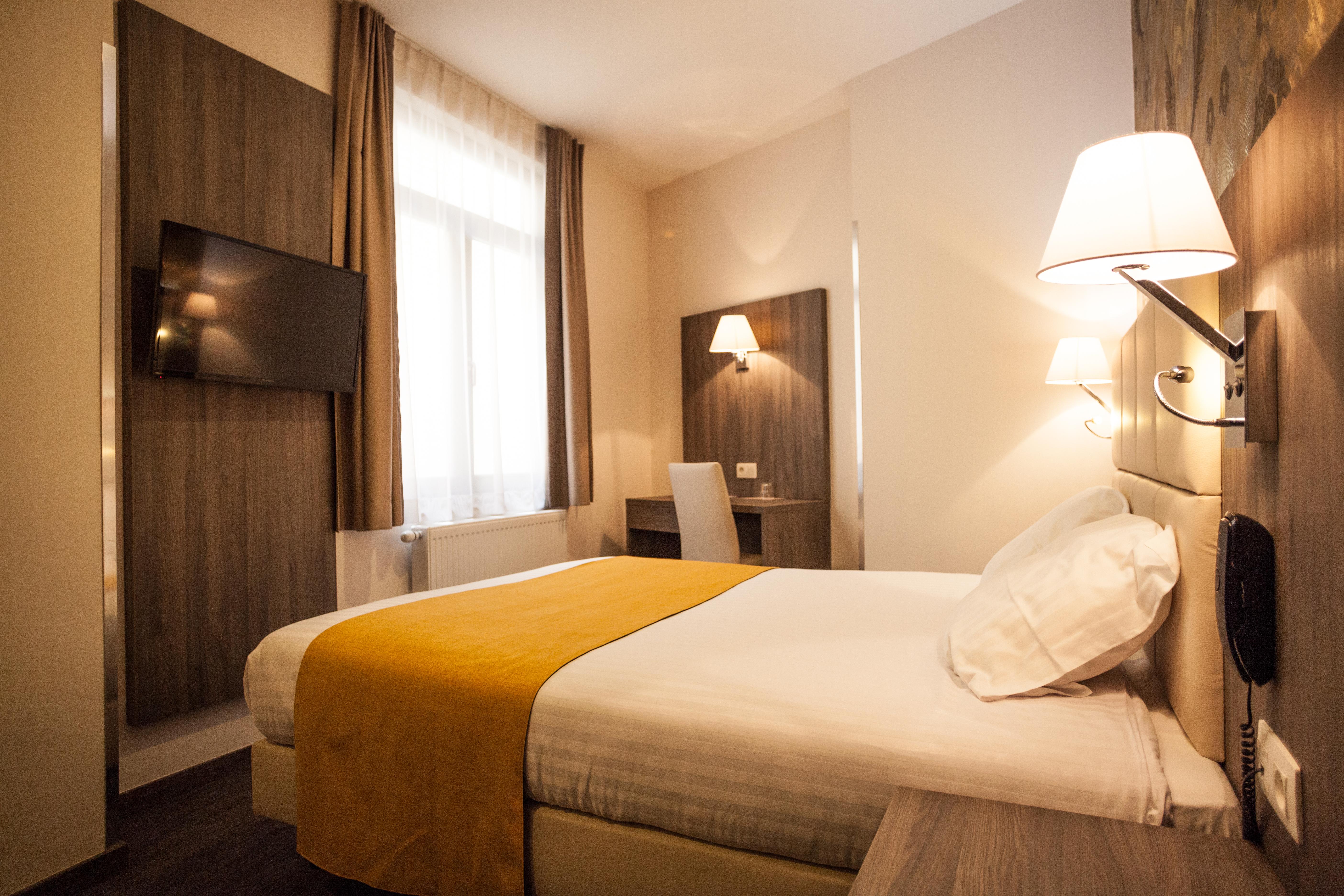 Dansaert Hotel Брюссель Экстерьер фото