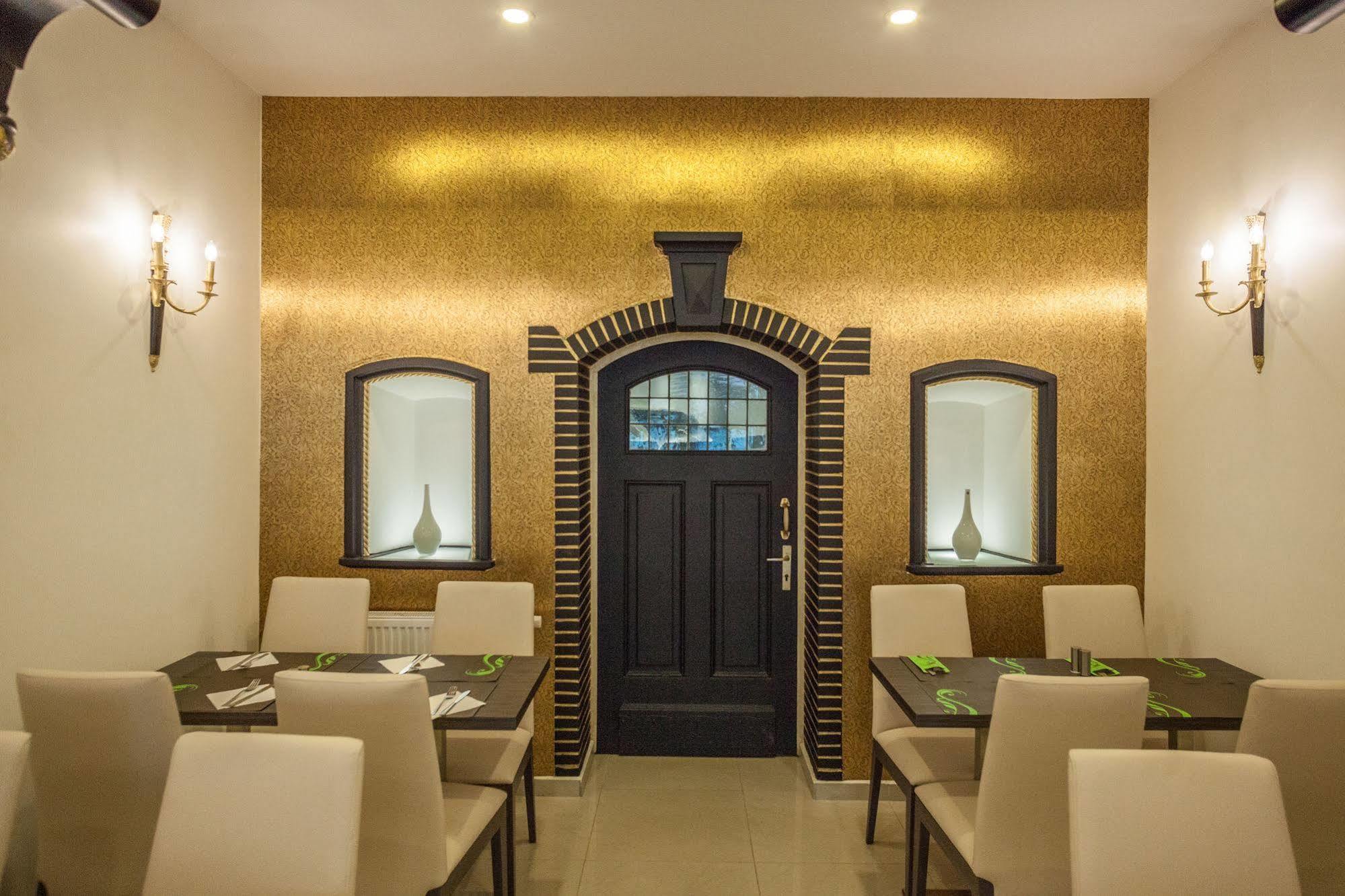 Dansaert Hotel Брюссель Экстерьер фото