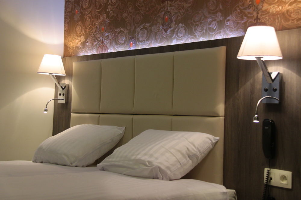 Dansaert Hotel Брюссель Экстерьер фото